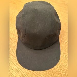 Arc’teryx Veilance Gore-Tex cap